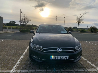 2019 - Volkswagen Passat Manual