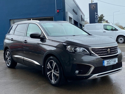 2020 - Peugeot 5008 Manual