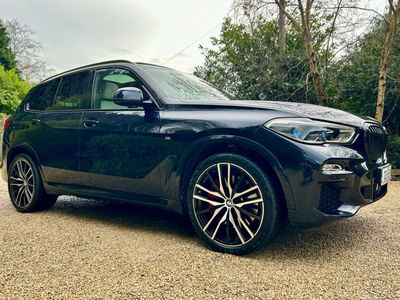 2021 (212) BMW X5