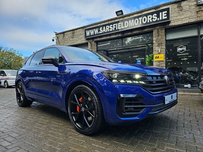 2021 - Volkswagen Touareg Automatic