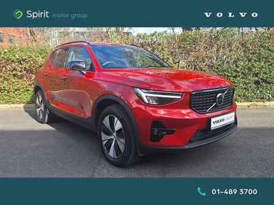 2023 - Volvo XC40 Automatic