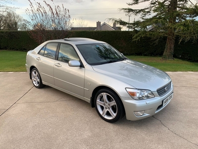 2001 - Lexus IS Manual