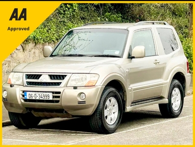 2006 - Mitsubishi Pajero Manual