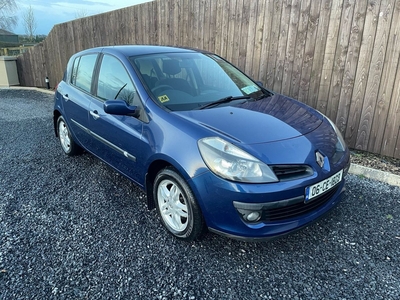 2006 - Renault Clio Manual