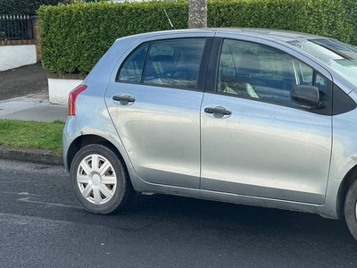 2007 - Toyota Yaris Manual