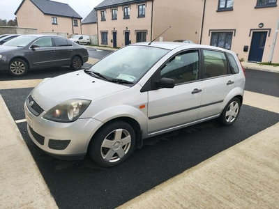 2008 - Ford Fiesta Manual