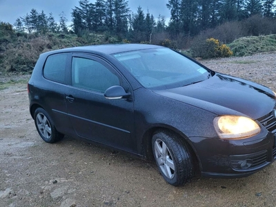 2008 - Volkswagen Golf Manual