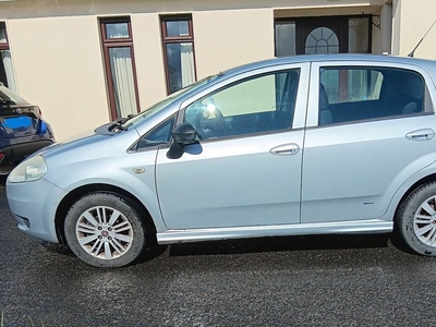 2009 - Fiat Punto Manual