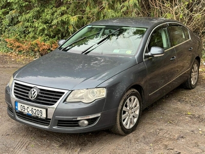 2009 - Volkswagen Passat Manual