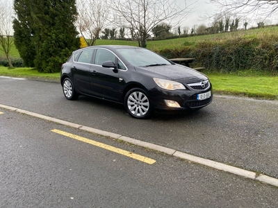 2010 - Opel Astra Manual