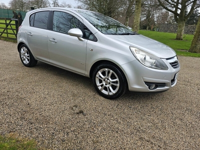 2010 - Opel Corsa Manual