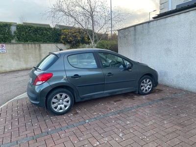 2010 - Peugeot 207 Manual