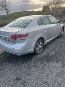 2010 - Toyota Avensis Manual