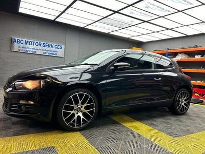 2010 - Volkswagen Scirocco Manual