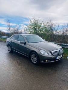 2011 - Mercedes-Benz E-Class Automatic