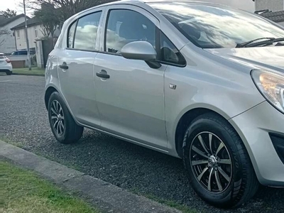 2011 - Opel Corsa Manual