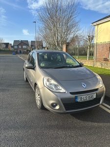 2011 - Renault Clio Manual