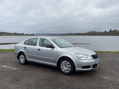 2011 - Skoda Octavia Manual