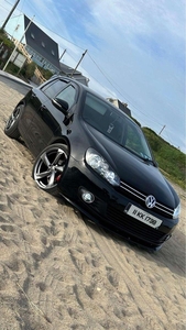 2011 - Volkswagen Golf Manual