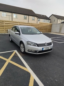 2011 - Volkswagen Passat Manual