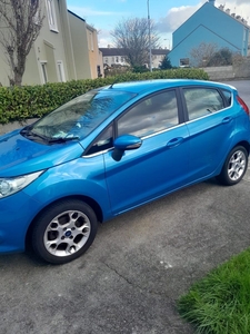 2012 - Ford Fiesta Manual