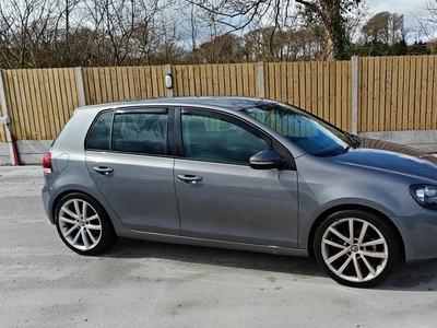 2012 - Volkswagen Golf Manual