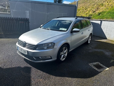 2012 - Volkswagen Passat Manual