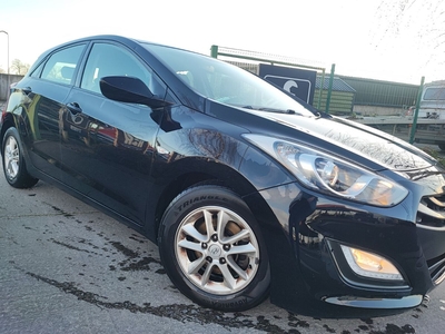 2013 - Hyundai i30 Manual