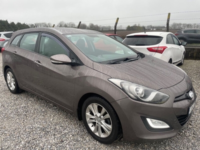 2013 - Hyundai i30 Manual