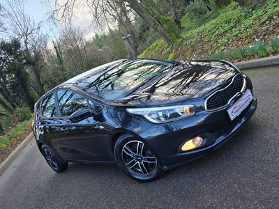 2013 - Kia Ceed Manual