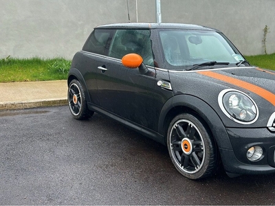 2013 - Mini One Manual