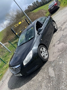 2013 - Opel Insignia Manual