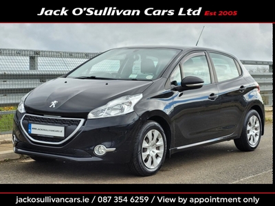 2013 - Peugeot 208 Manual