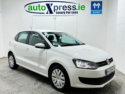 2013 - Volkswagen Polo Automatic