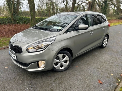 2014 - Kia Carens Manual