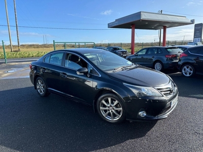 2014 - Toyota Avensis Manual