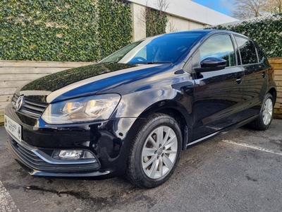 2014 - Volkswagen Polo Automatic