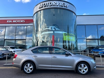 2015 - Skoda Octavia Manual