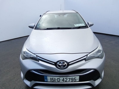 2015 - Toyota Avensis Manual