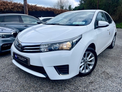 2015 - Toyota Corolla Manual