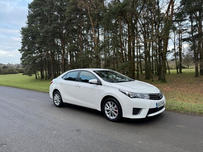 2015 - Toyota Corolla Manual