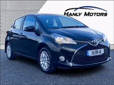 2015 - Toyota Yaris Manual