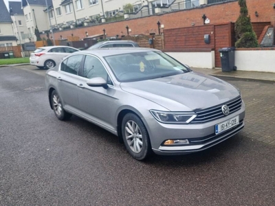 2015 - Volkswagen Passat Manual