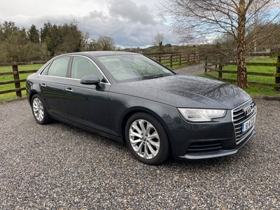 2016 - Audi A4 Manual