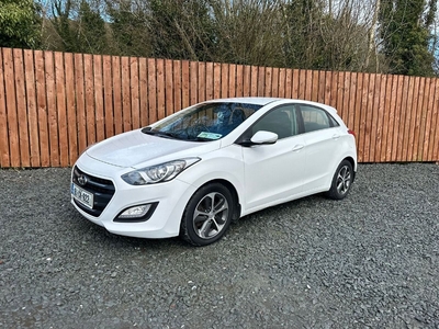 2016 - Hyundai i30 Manual