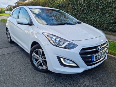 2016 - Hyundai i30 Manual