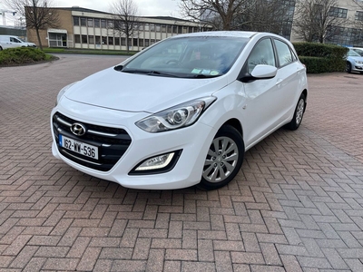 2016 - Hyundai i30 Manual