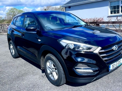 2016 - Hyundai Tucson Manual