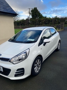 2016 - Kia Rio Manual