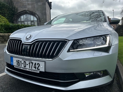 2016 - Skoda Superb Manual